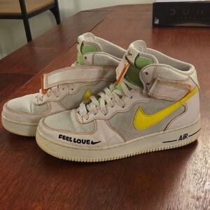 Womens Nike AF1 Mid "Feel Love"